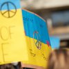 Menschenkette gegen den Krieg in der Ukraine